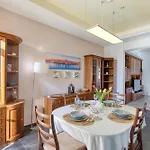 Stunning 3br Breathtaking Views Outdoor Dining Holiday home *