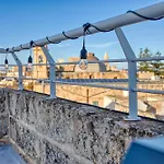 Stunning 3br Breathtaking Views Outdoor Dining *