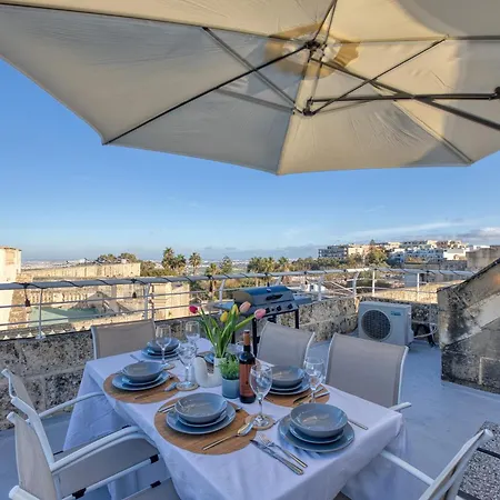 Stunning 3br Breathtaking Views Outdoor Dining